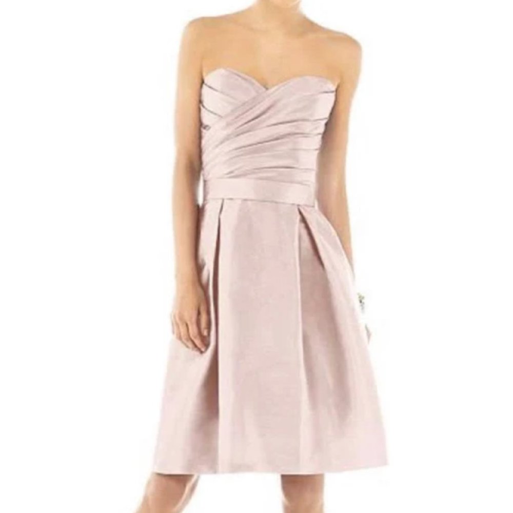 Alfred Sung | Pearl Pink Strapless Dress | Size 4